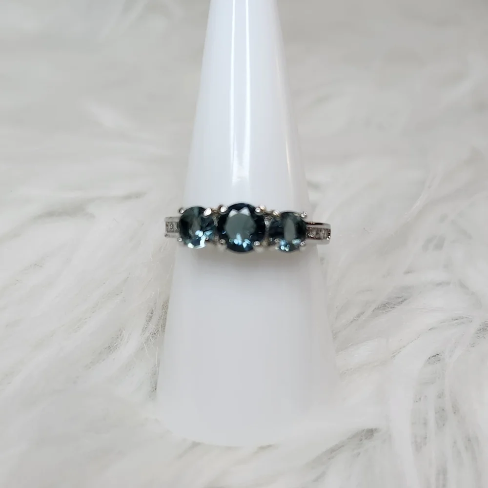 Lab Created London Blue Sapphire Ring on Rhodium Plating Size 8 - Picture 7 of 8